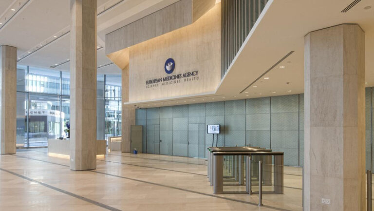 Αιχμές Υπουργού Υγείας Γιώργου Παμπορίδη στο twitter, για τους "μεγάλους της ΕΕ"