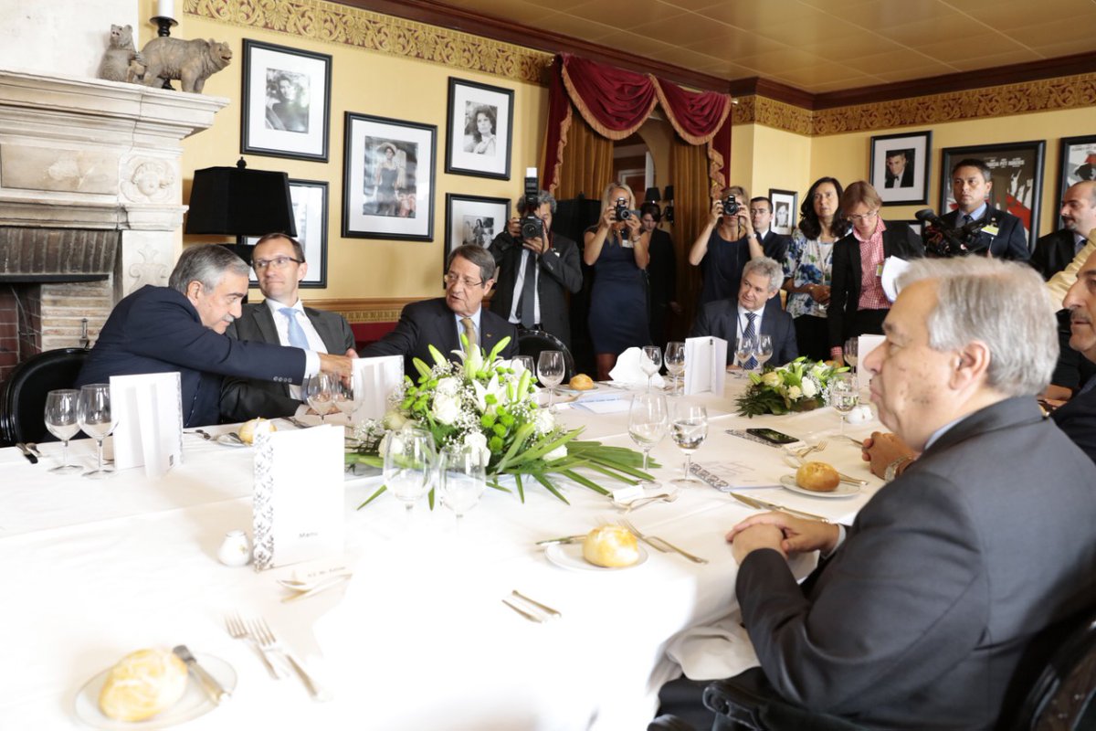 Ενημερώνει Εθνικό και πολίτες ο ΠτΔ, για τη Διάσκεψη για την Κύπρο