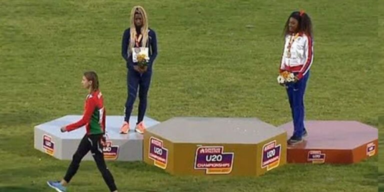 Μπέρδεψαν τον εθνικό ύμνο και η νικήτρια αποχώρησε (ΒΙΝΤΕΟ)