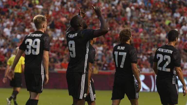 Άνοιξε λογαριασμό με την Γιουνάιτεντ ο Λουκάκου (BINTEO)