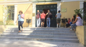 Στον εισαγγελέα οδηγήθηκε ο 45χρονος, που σκότωσε τη σύντροφο του, στο Περιστέρι