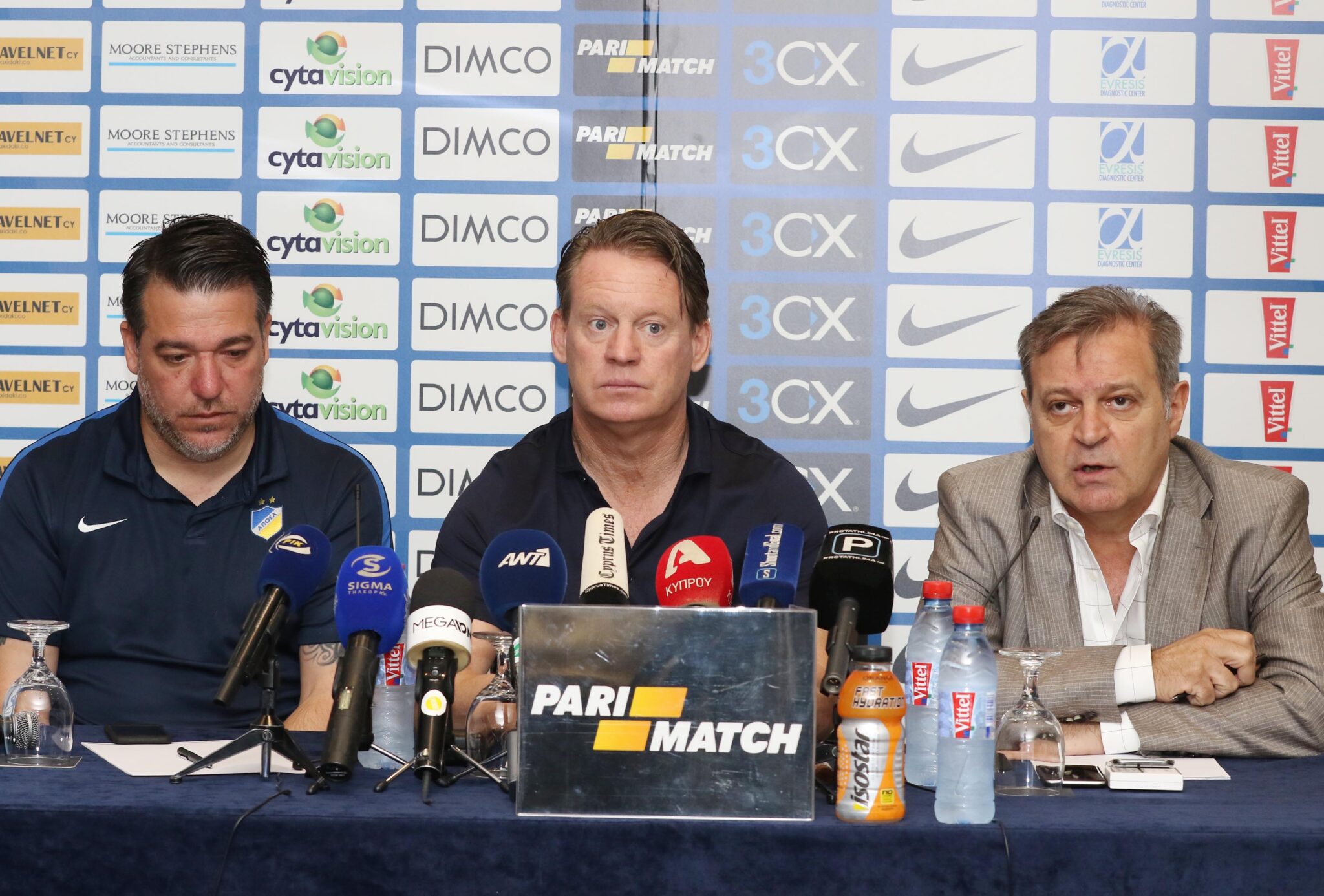 «Πολλοί γίναμε στον ΑΠΟΕΛ»-Έρχονται αποχωρήσεις