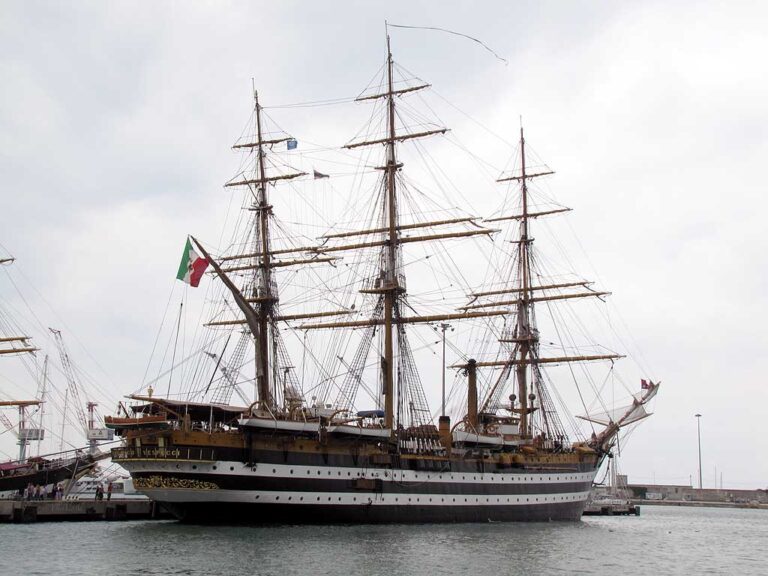 Το ιστορικό πλοίο του ιταλικού πολεμικού ναυτικού Palinuro έρχεται στη Λάρνακα