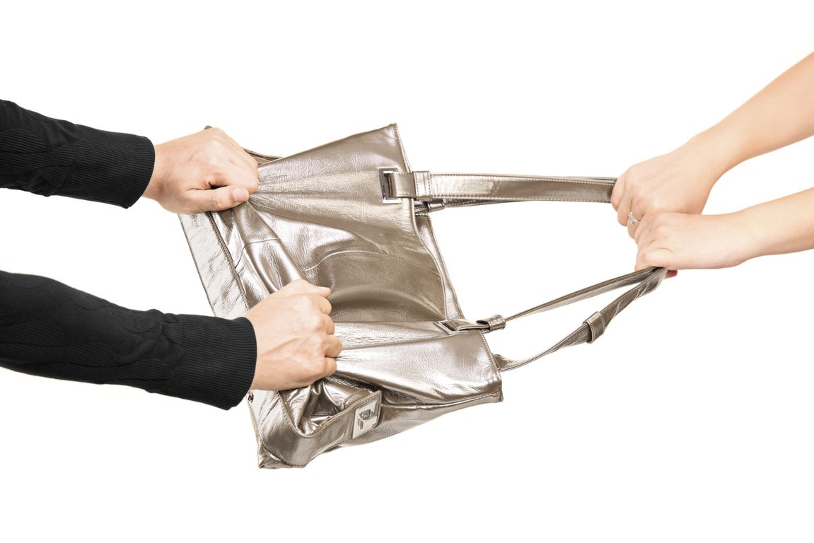 Προστατέψτε την περιουσία σας σε παραλίες, ξενοδοχεία και πολυσύχναστα μέρη