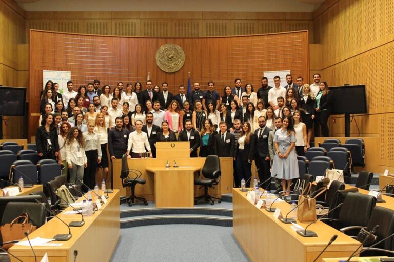 Από τις 23 μέχρι 25 Σεπτεμβρίου η «2η Βουλή Των Νέων Αντιπροσώπων»