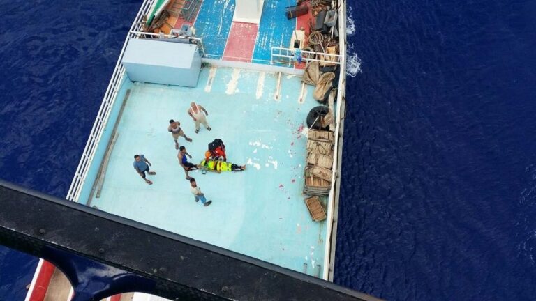 Νεκρός άνδρας σε αλιευτικό σκάφος στο Ζύγι