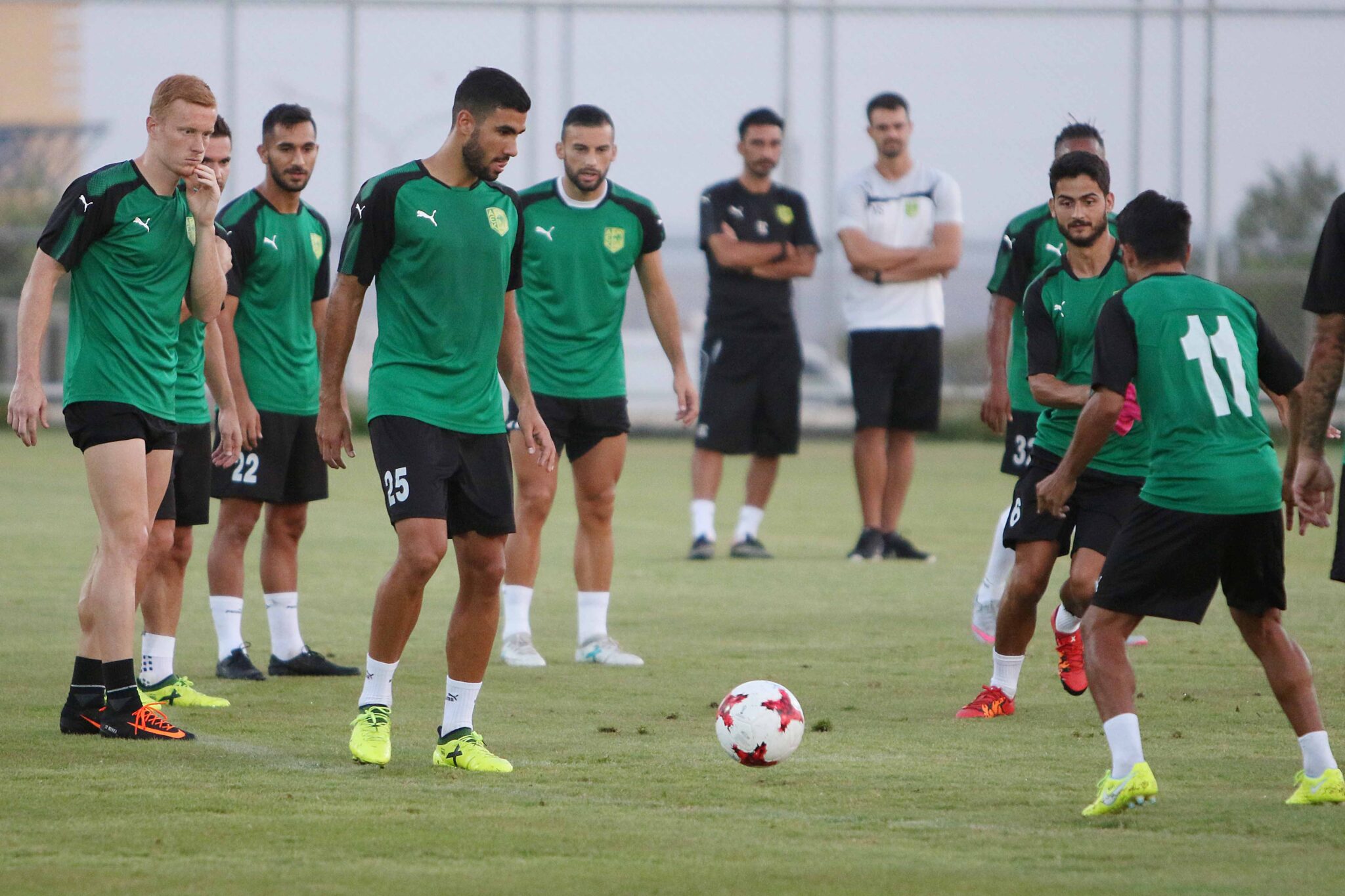 Με την «αύρα» της «Αρένα» για την ανατροπή