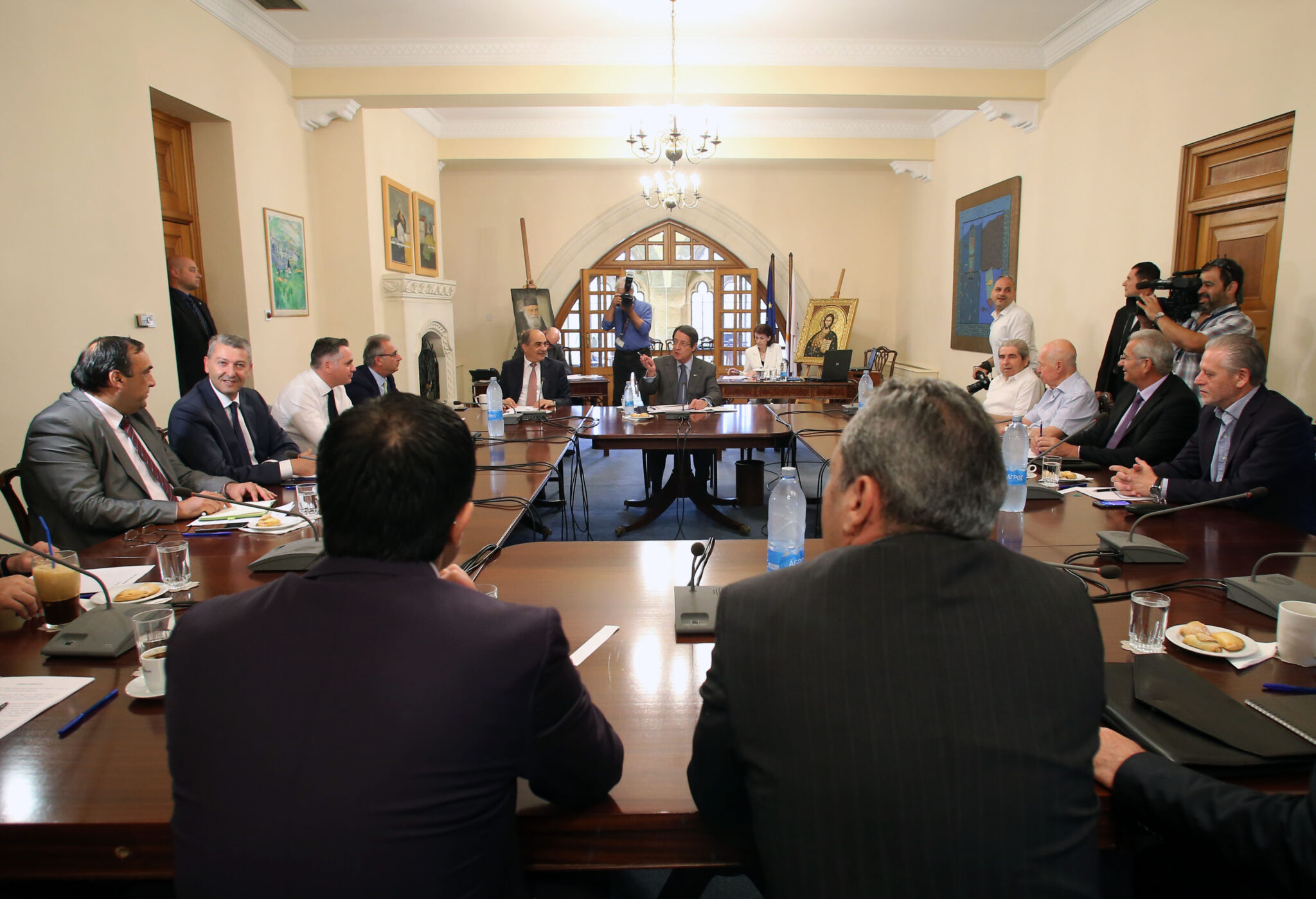 Πυρά κομμάτων κατά Νίκου Αναστασιάδη για τους χειρισμούς στο Κυπριακό (ΒΙΝΤΕΟ)