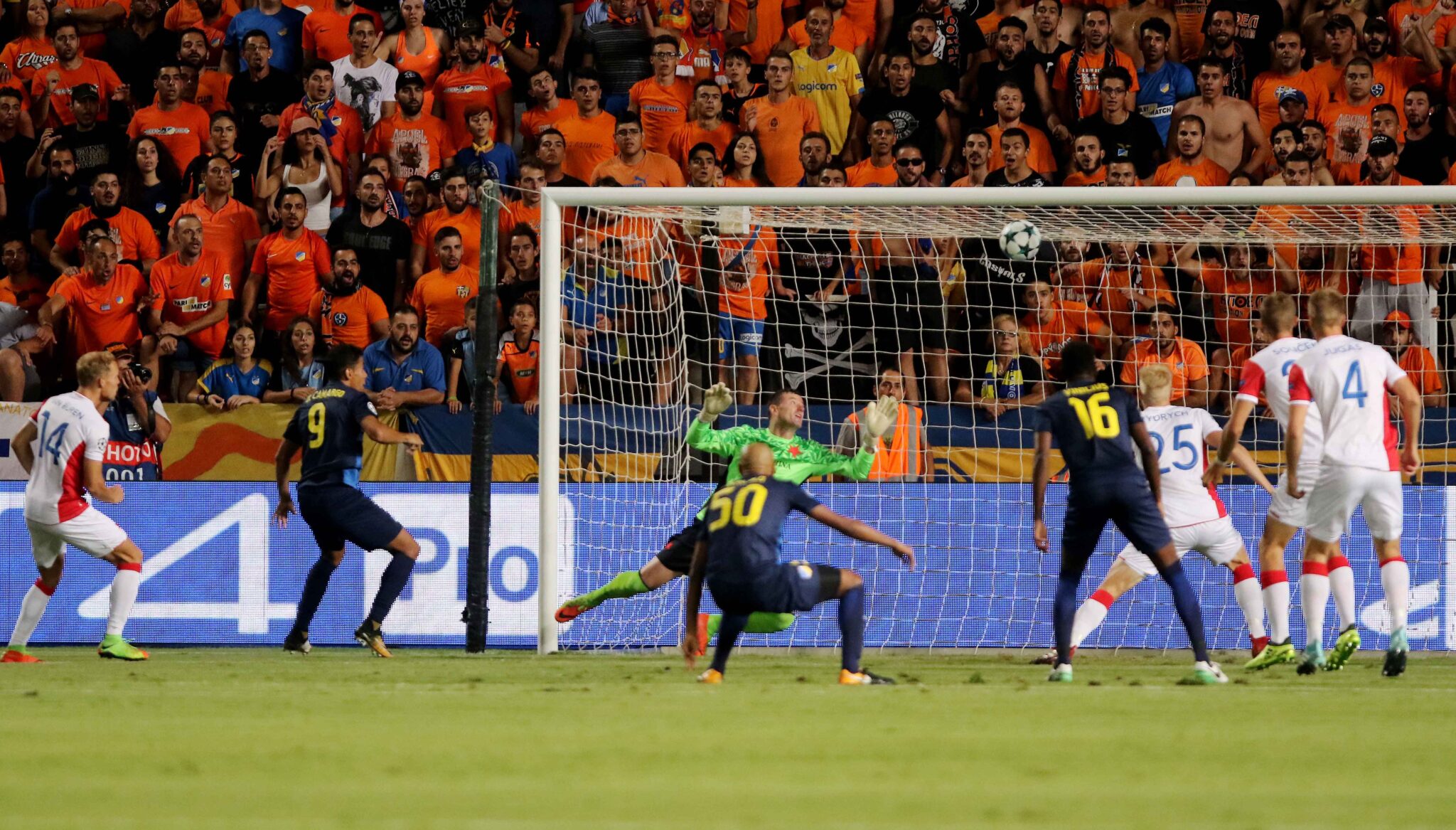 Τελικό: ΑΠΟΕΛ-Σλάβια Πράγας 2-0 (ΦΩΤΟ)