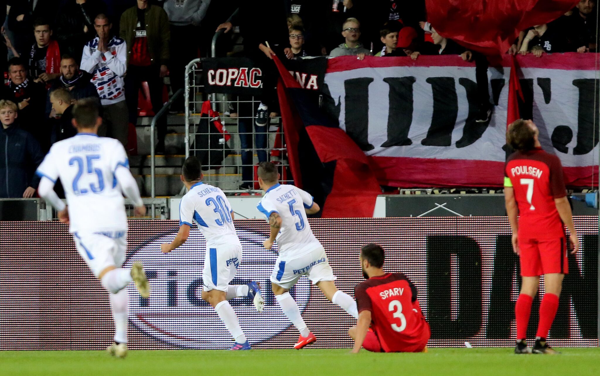 Μάγκας Απόλλωνας, όρθιος στη Δανία και πάει ομίλους