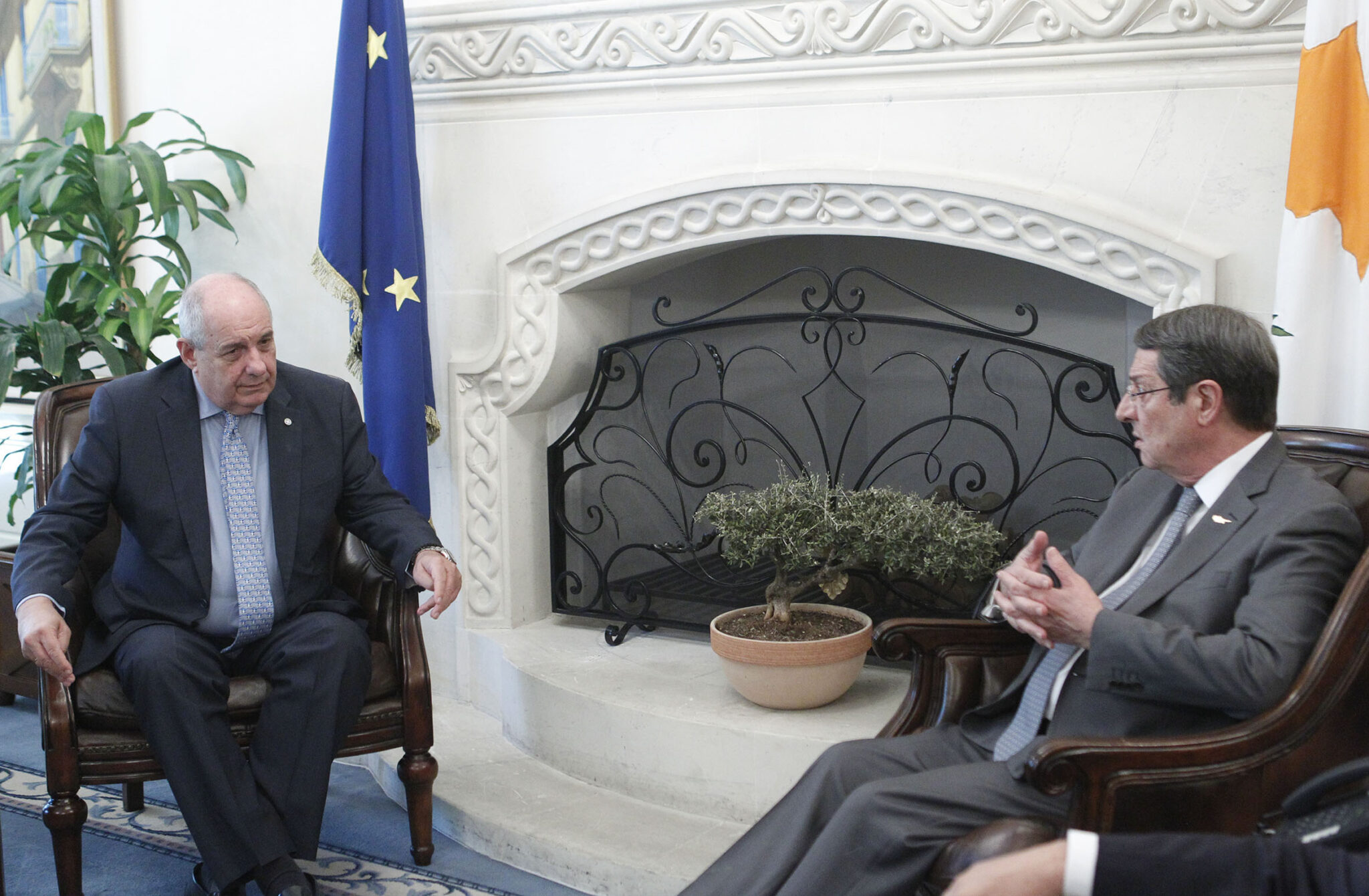 Τέρενς Κουίκ: Η Ελλάδα είναι δίπλα στην Κύπρο (BINTEO+ΦΩΤΟ)