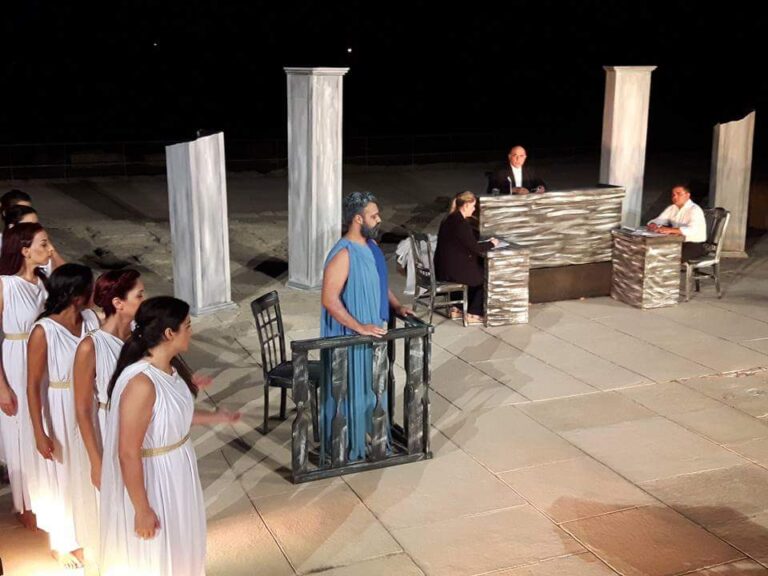 Οι δικηγόροι της Πάφου ανεβαίνουν στο σανίδι για την «Δίκη του Σωκράτη»