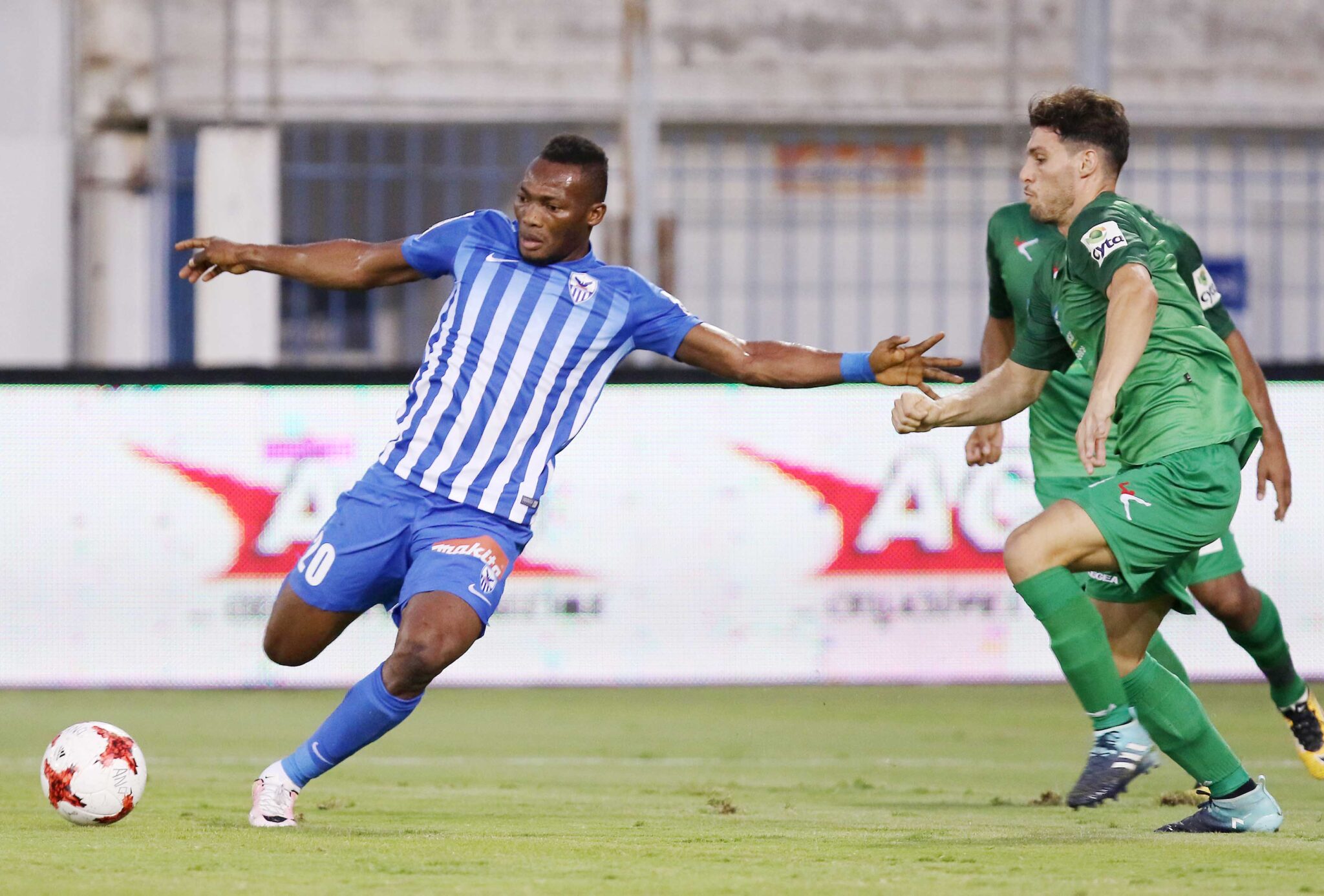 Με τον Σισέ διατηρείται στην κορυφή η "Κυρία" (ΒΙΝΤΕΟ)