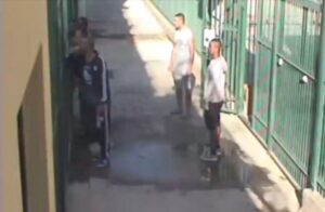 Αποσύρθηκε το βίντεο του ξυλοδαρμού δεσμοφύλακα στις Κεντρικές Φυλακές