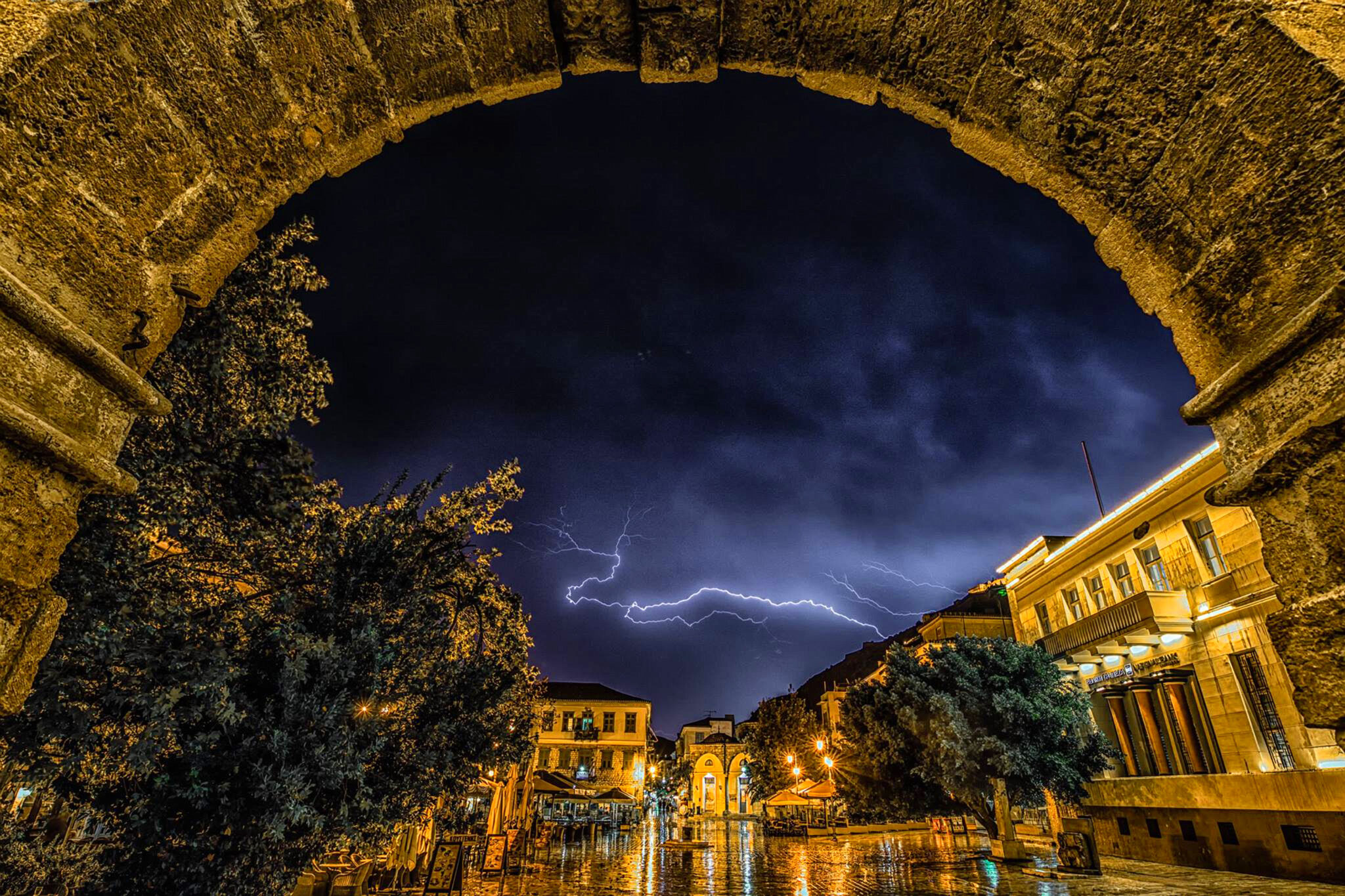 Όταν η φύση αγριεύει… (ΦΩΤΟ)