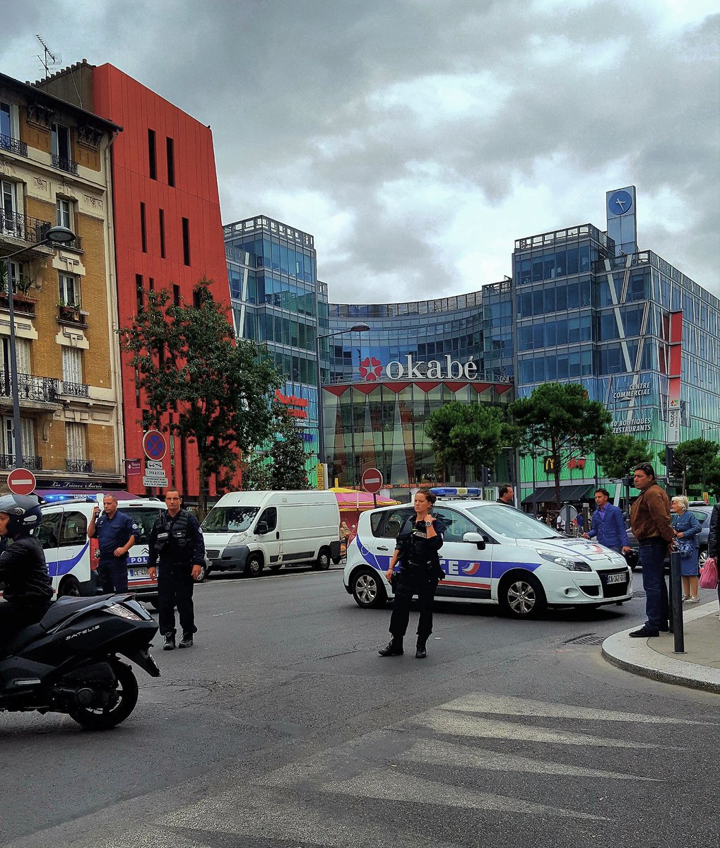 Σε εξέλιξη αντιτρομοκρατική επιχείρηση στην καρδιά του Παρισιού (ΒΙΝΤΕΟ-ΦΩΤΟ)