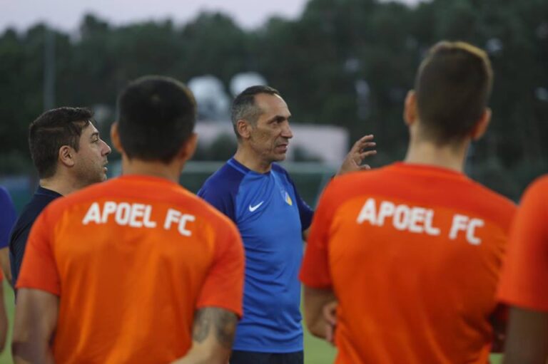 Τα σχέδια του Δώνη για την ενδεκάδα με τη Νέα Σαλαμίνα