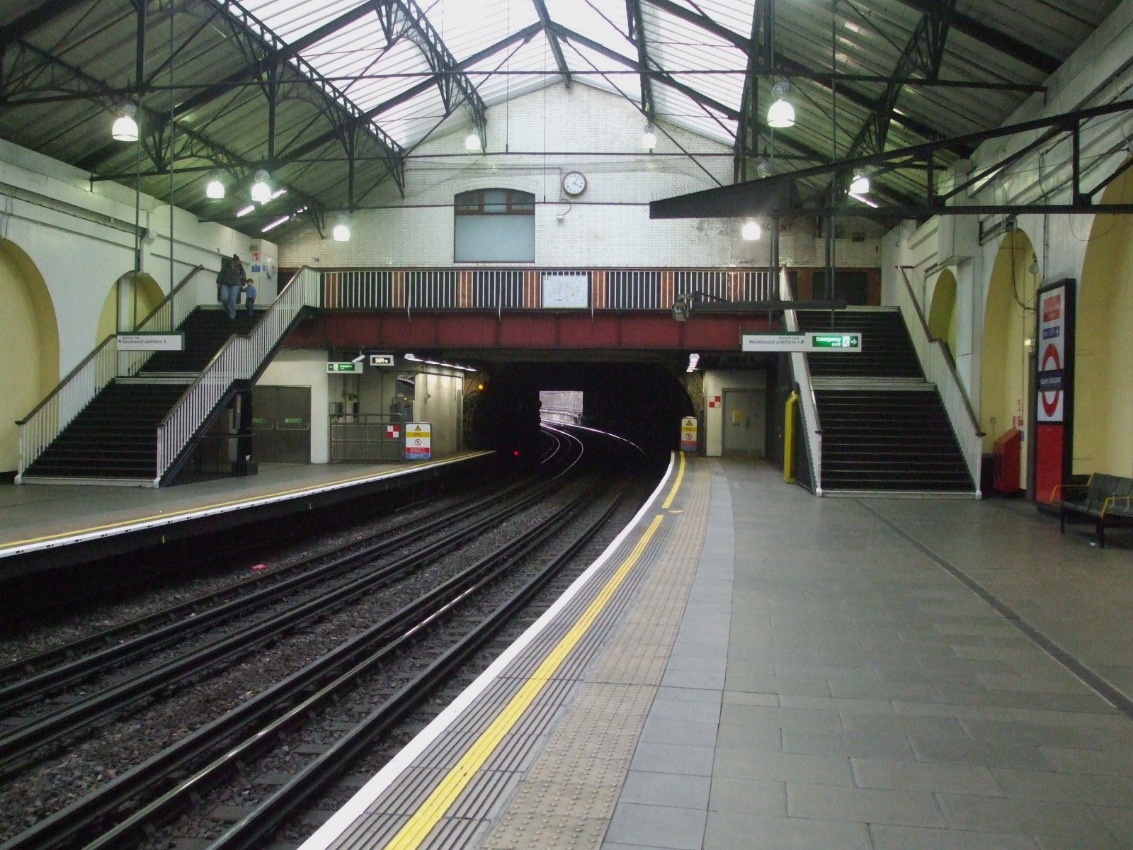 Κλειστός για προληπτικούς λόγους σταθμός στο Λονδίνο