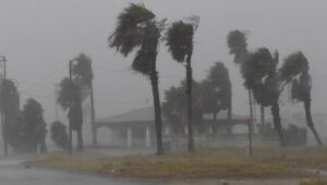 Τυφώνας Χάρβεϊ: Τουλάχιστον 80 οι νεκροί στο Τέξας