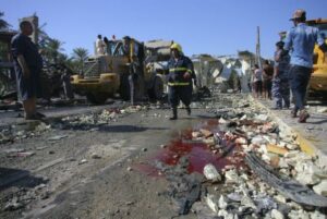 Πενήντα νεκροί και 80 και πλέον τραυματίες σε διπλή επίθεση καμικάζι στο Ιράκ