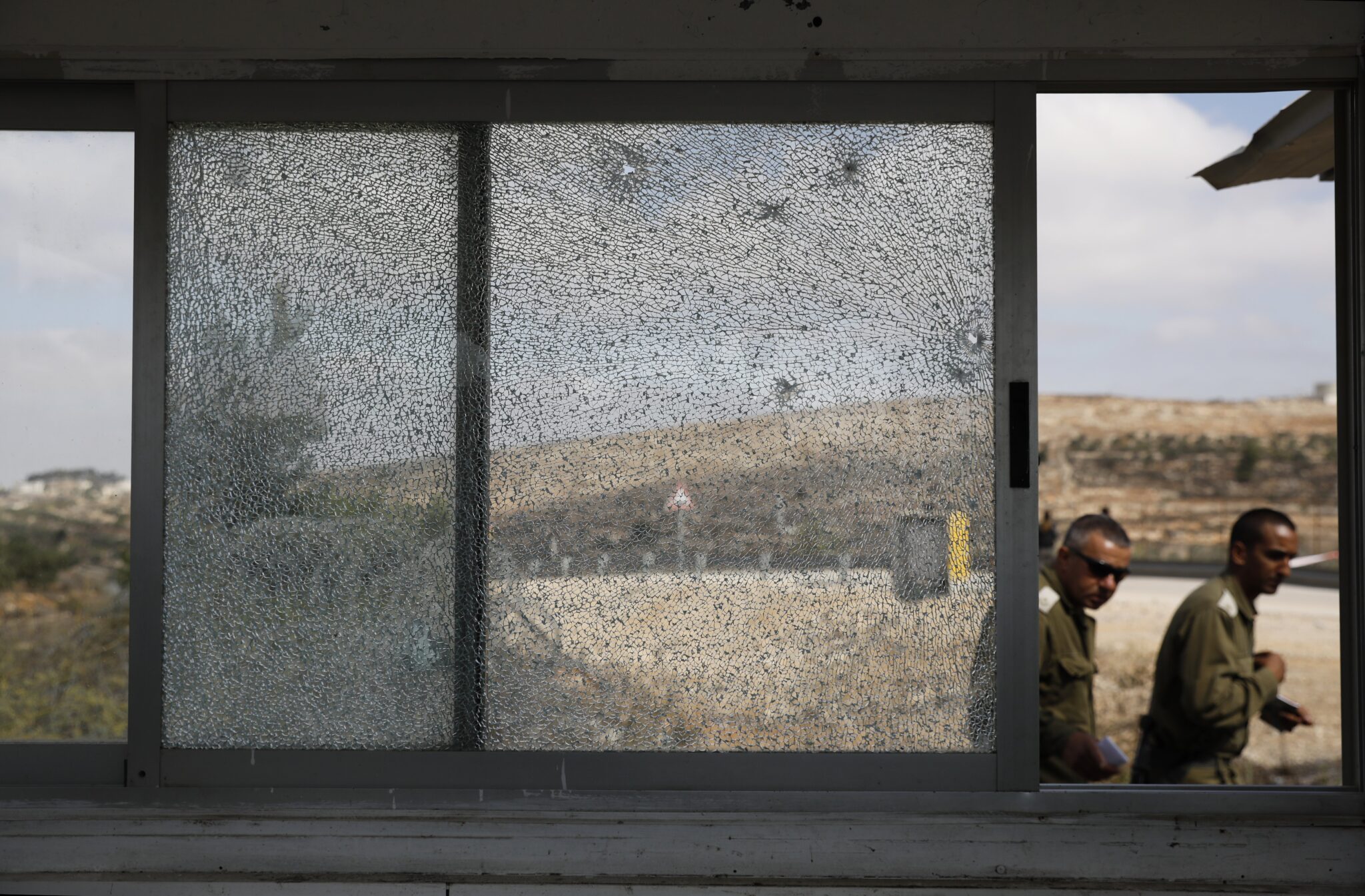 Ένοπλος Παλαιστίνιος άνοιξε πυρ και σκότωσε τρία άτομα (ΒΙΝΤΕΟ+ΦΩΤΟ)