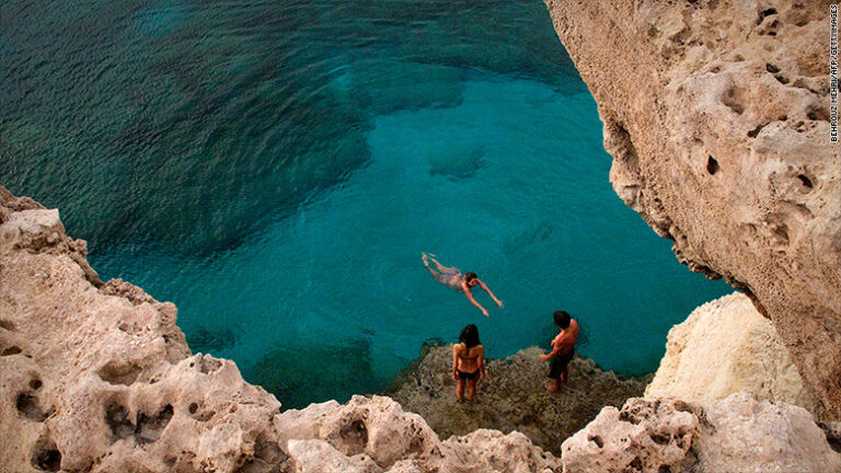 Στους τέσσερις κορυφαίους προορισμούς εντάσσει το CNN Money την Κύπρο