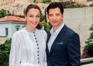 Ο Σάκης Ρουβάς και η Κάτια Ζυγούλη μας εύχονται καλή βδομάδα