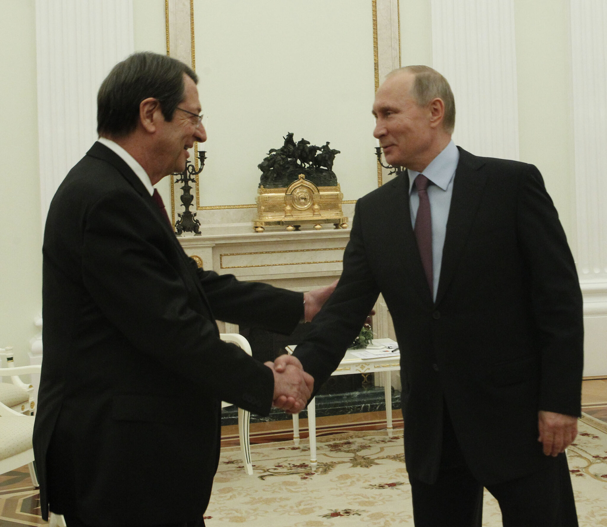 Πίσω από τις κλειστές πόρτες στο Κρεμλίνο (ΒΙΝΤΕΟ)