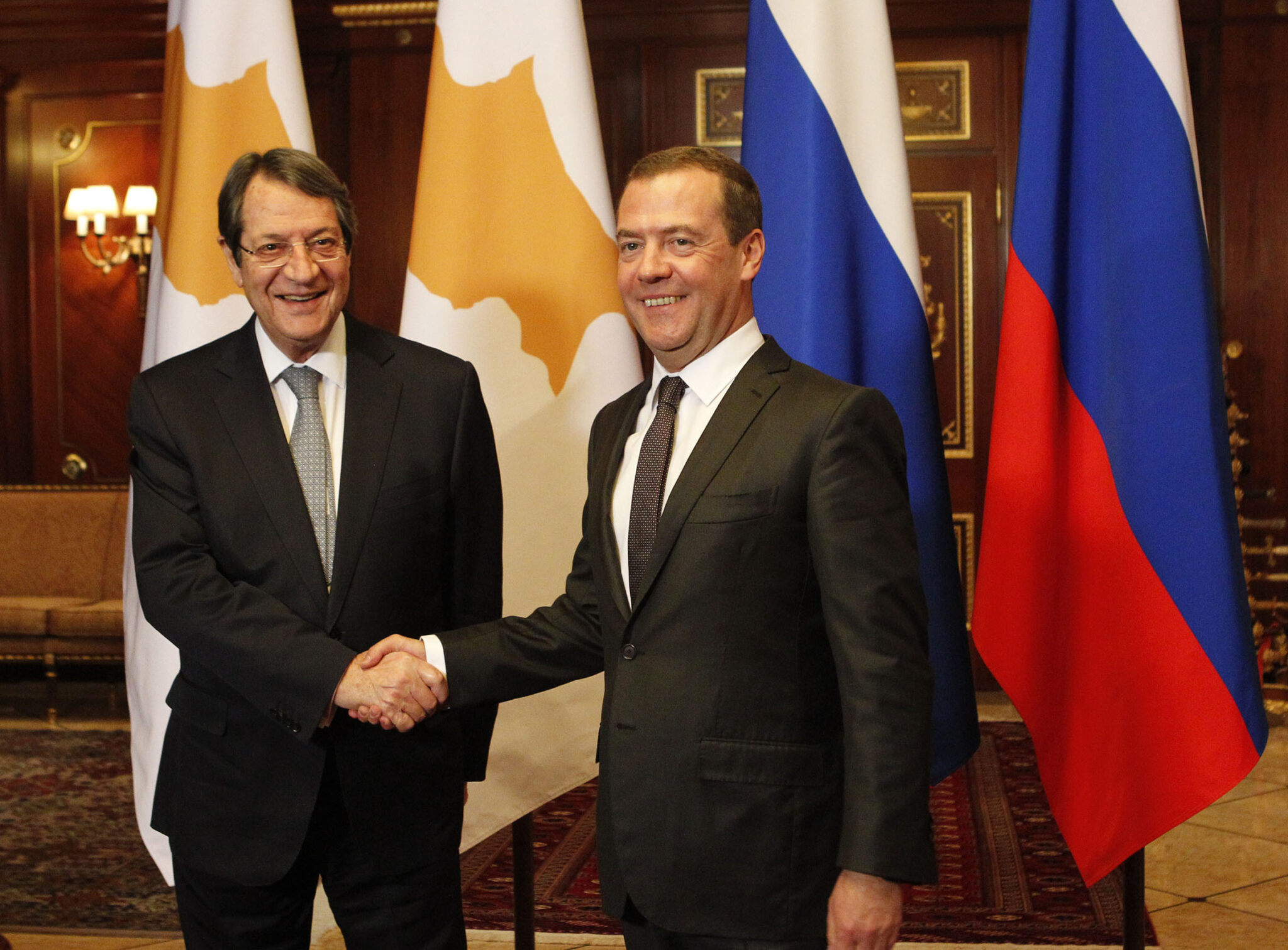 Μεντβιέντεφ προς Αναστασιάδη: Ευκαιρία να συγχρονίσουμε τα ρολόγια μας (ΒΙΝΤΕΟ)