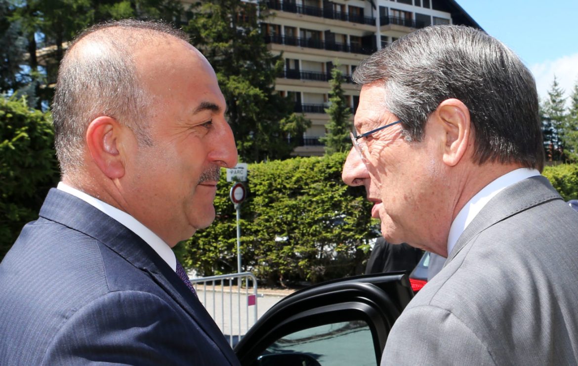 ΠτΔ: "Θετικό βήμα η τουρκική πρόθεση για συζήτηση των εξωτερικών πτυχών"