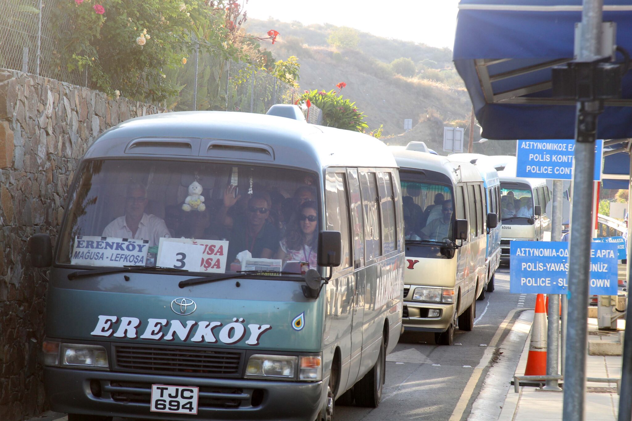 Αυστηρότεροι έλεγχοι θα διενεργούνται σε τρία οδοφράγματα (ΒΙΝΤΕΟ)