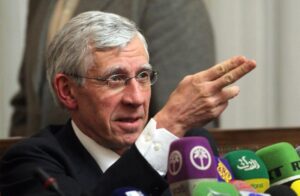 Τζακ Στρο: Μόνη λύση στην Κύπρο η διχοτόμηση