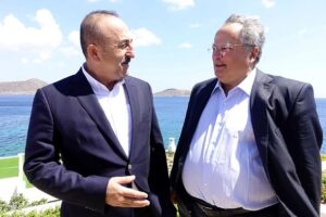 Στην Άγκυρα ο Νίκος Κοτζιάς για επαφές με Ερντογάν και Τσαβούσογλου