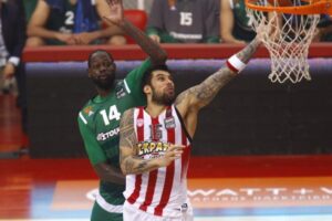 Τιτανομαχία με το καλημέρα στο ΣΕΦ