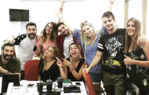 Χ. Αριστοτέλους: Εκτάκτως δίπλα της οι στενοί της συνεργάτες –  Tί συνέβη (ΦΩΤΟ)