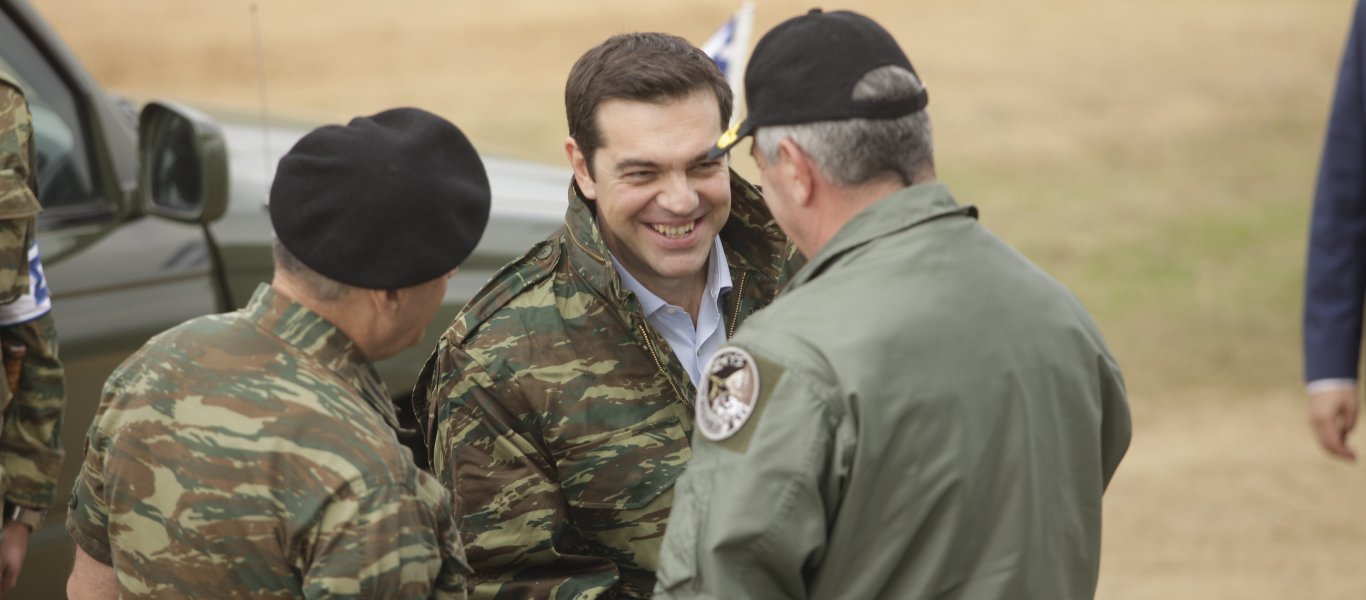 Όταν ο Αλέξης Τσίπρας πέταξε με F16 (BINTEO)