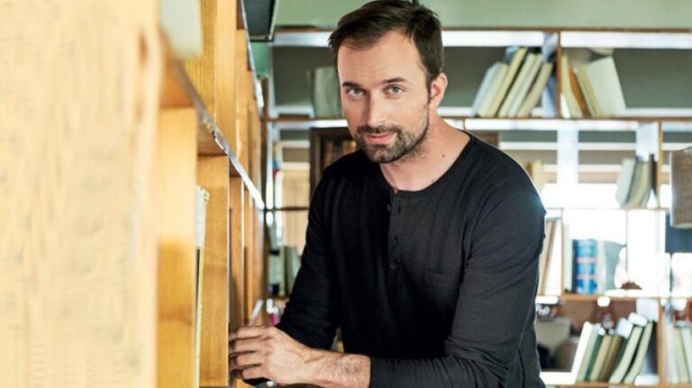 Γιώργος Λιανός:"Η δουλειά μου ήταν πρόβλημα στον γάμο μου-Χρωστώ δάνεια"(ΒΙΝΤΕΟ)