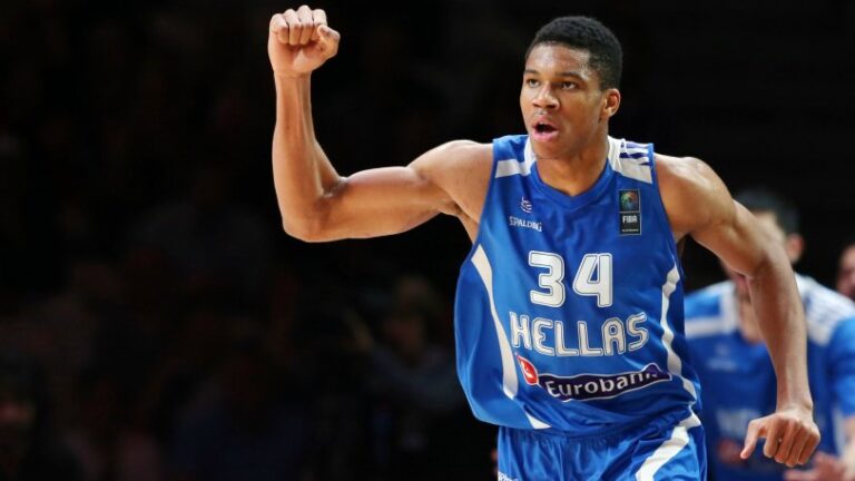 Ο καθηγητής που "επιτέθηκε" ρατσιστικά στον Αντετοκούμπο απάντησε στην κριτική