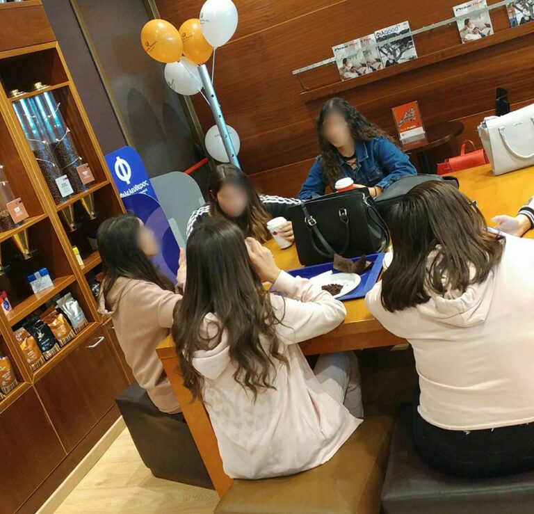 Τέρμα στις σχολικές εκδρομές σε εμπορικά κέντρα, ζητούν οι οργανωμένοι γονείς