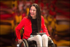 Muniba Mazari: Η σιδηρά κυρία του Πακιστάν, ένα σύγχρονο πρότυπο δύναμης(ΒΙΝΤΕΟ)