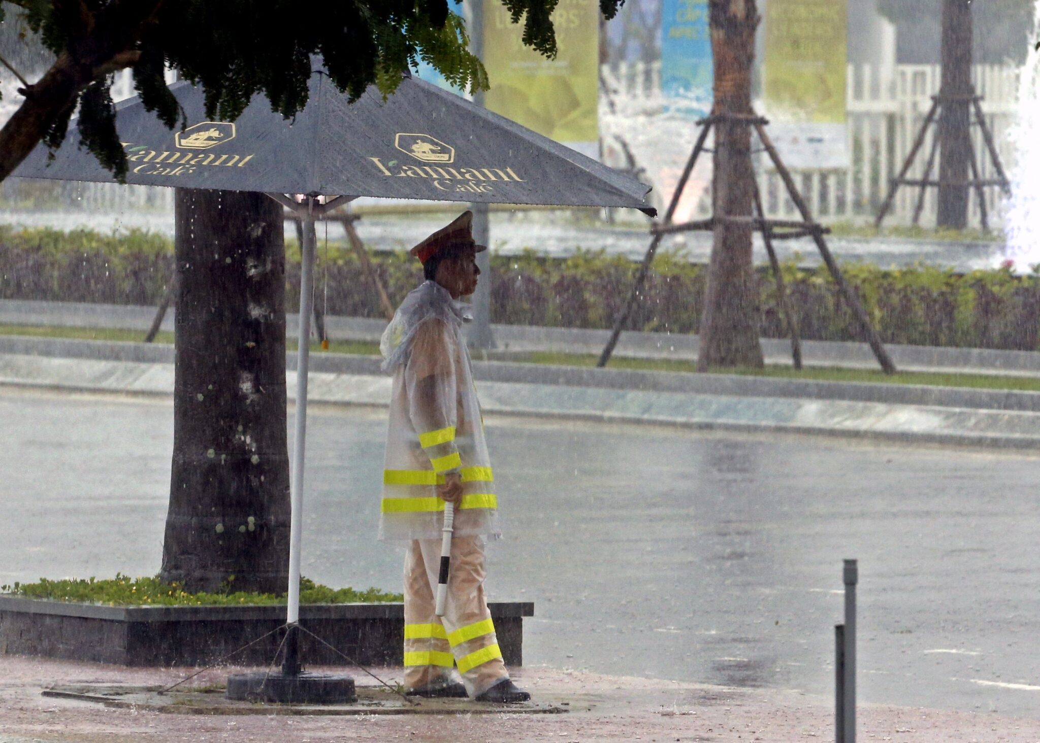 Βιετνάμ: Στους 106 οι νεκροί από τον τυφώνα Ντάμρεϊ