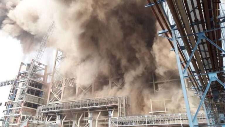 Ινδία: Νεκροί και τραυματίες από έκρηξη σε μονάδα παραγωγής ηλεκτρικής ενέργειας