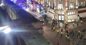 Σκηνές πανικού στην καρδιά του Λονδίνου (ΒΙΝΤΕΟ-ΦΩΤΟ)