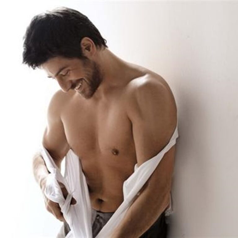 Αλ. Γεωργούλης: Οι θαυμάστριες που κοιμήθηκε μαζί και οι φωνές από το ξενοδοχείο