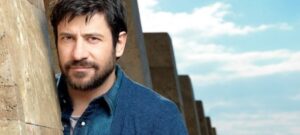 Αλέξης Γεωργούλης:"Η Βίκυ Σταυροπούλου και η κόρη της ήταν ερωτευμένες μαζί μου"