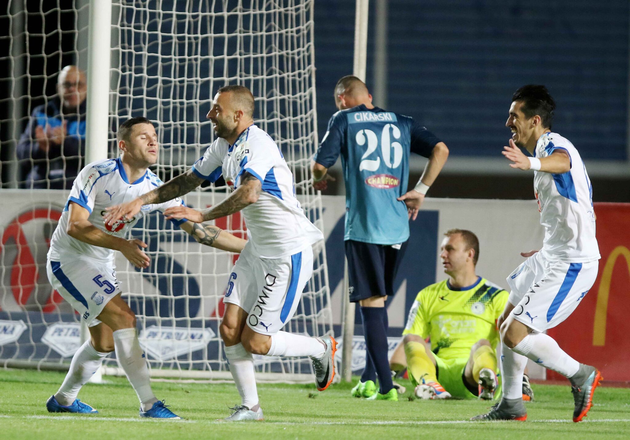 «Τρομοκρατική οργάνωση» με έδρα το Τσίρειο