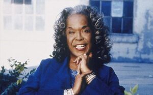 Απεβίωσε σε ηλικία 86 ετών η τραγουδίστρια και ηθοποιός Ντέλα Ρις