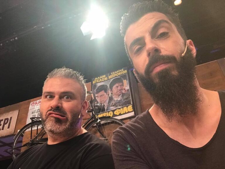 Louis Night Show: Ένα γουρουνάκι ανακοίνωσε… τη νέα ώρα προβολής (ΒΙΝΤΕΟ)