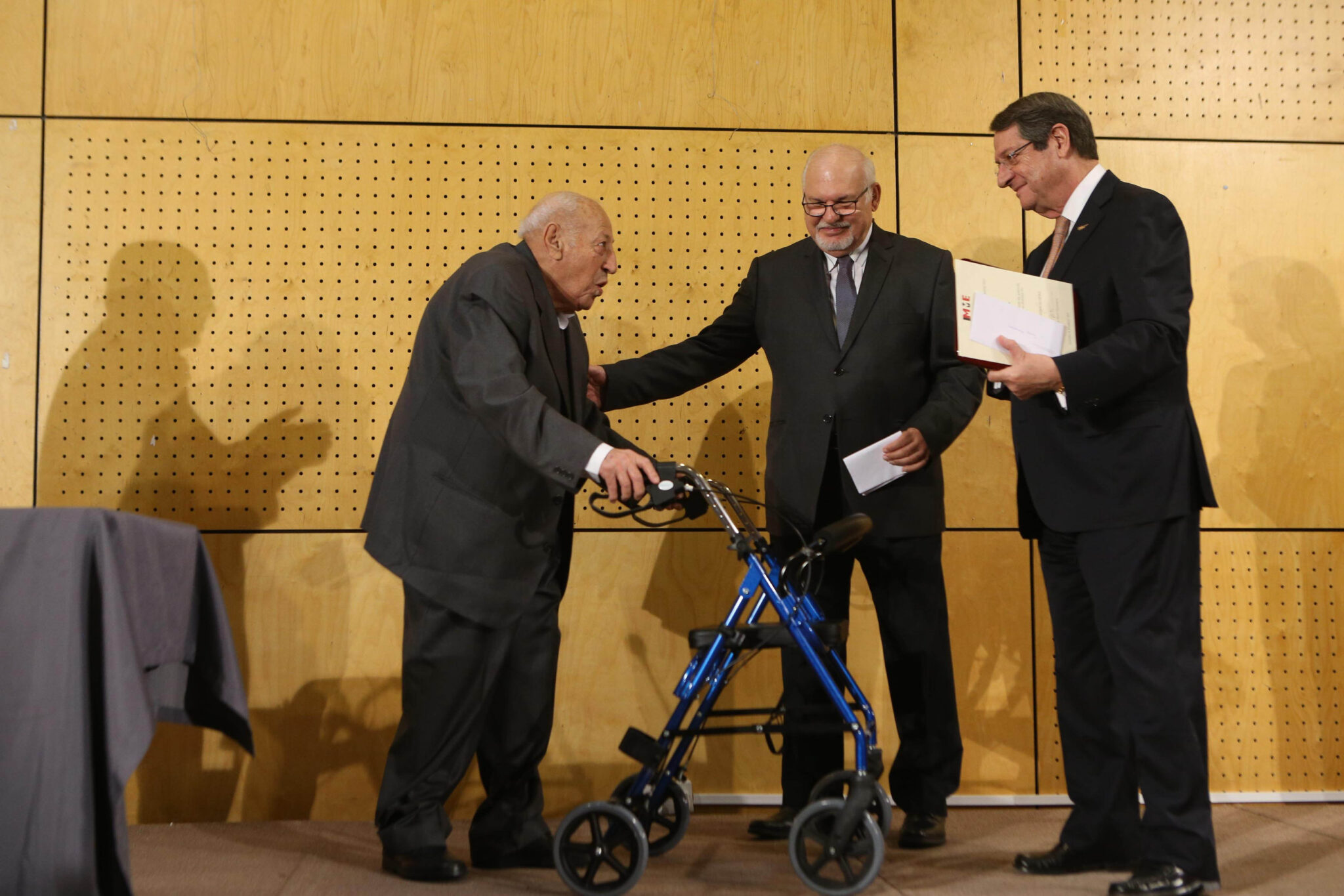 ΠτΔ: Ετοιμάζεται νομοσχέδιο για την κατοχύρωση του δημοσιογραφικού επαγγέλματος