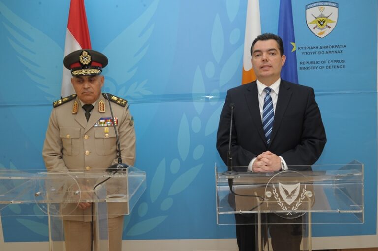 Στη Λευκωσία, ο Υπουργός Άμυνας της Αιγύπτου Στρατηγός Sedki Sobhy